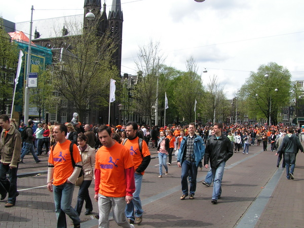 klik for at komme tilbage Her skulle have været et billede fra Koninginnedag i Amsterdam 2008.
