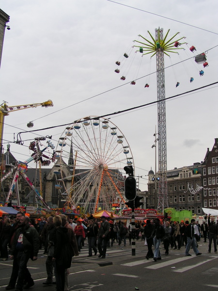 klik for at komme tilbage Her skulle have været et billede fra Koninginnedag i Amsterdam 2008.