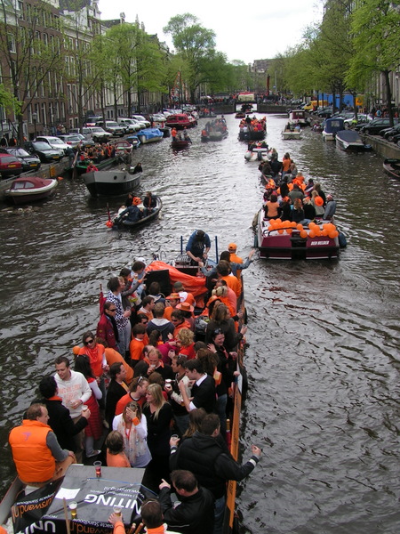 Her skulle have været et billede fra Koninginnedag i Amsterdam 2008.